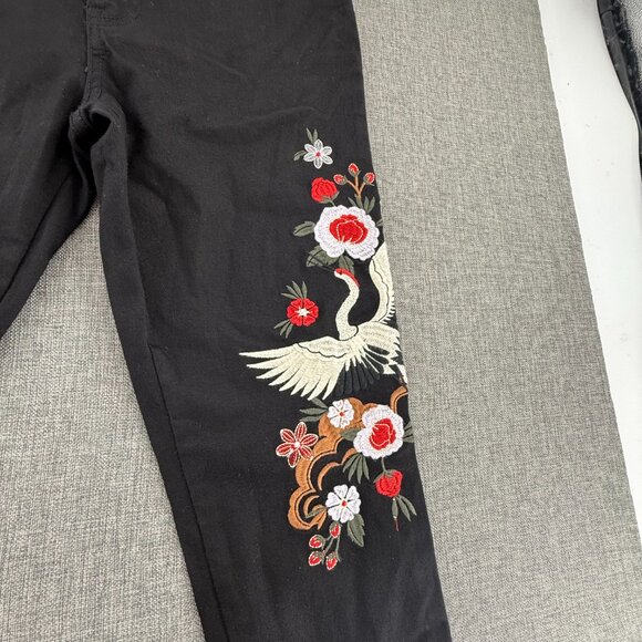 New! Forever 21 Black Skinny Jeans Embroidered Flowers & Bird High Rise 26 Waist - Picture 6 of 14